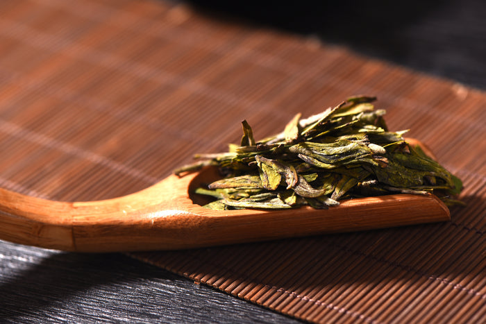 Early Spring Yunnan "Bao Hong" Dragon Well Green Tea | Yunnan Sourcing Tea Shop