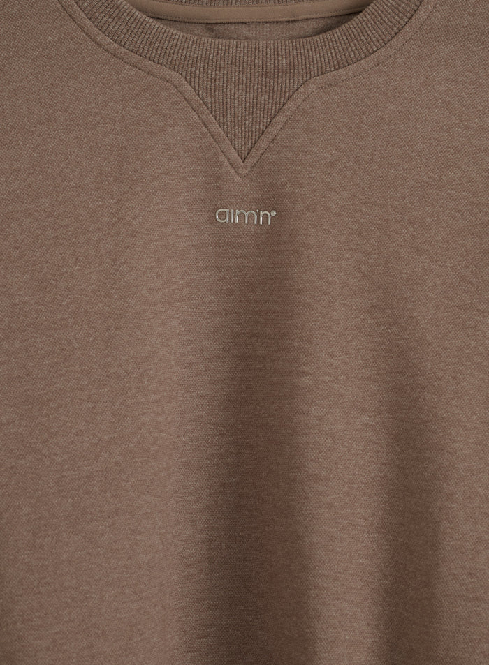 Espresso melange piqué-textured Sportif Sweatshirt featuring a ribbed crew neck and metallic aim'n logo.