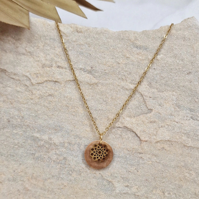 gold / Kette
