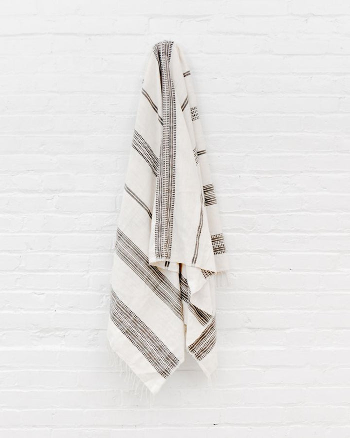 wholesale white and grey cotton bath towel, bath hand towels, bathroom hand towels, hand towels for bathroom, linen tea towels wholesale, pretty bathroom hand towels