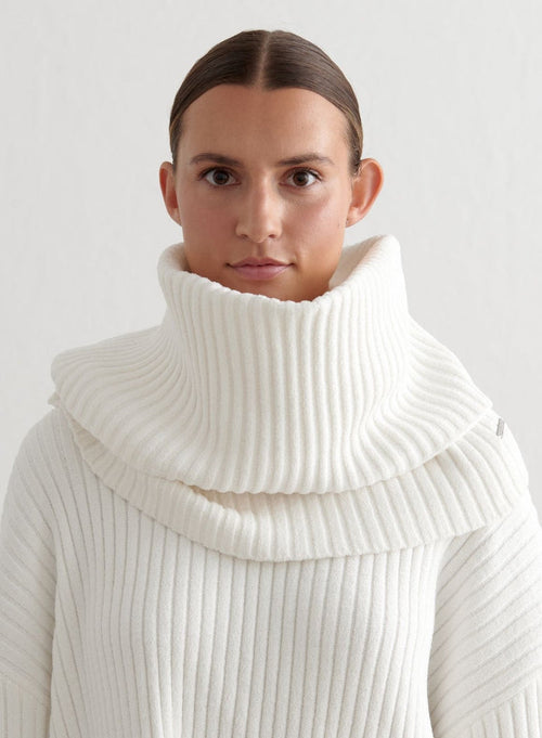 Almond White Rib Knit Tube Scarf