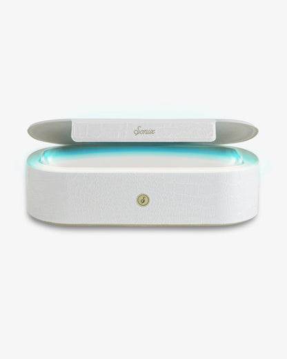 Essentials - Beyond UV+O3 Sanitizing Box- White Croc