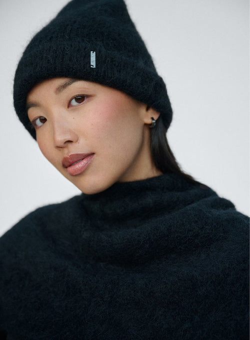 Black Alpaca Knit Beanie