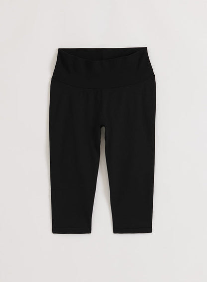 Black Shape Seamless Capri Tights