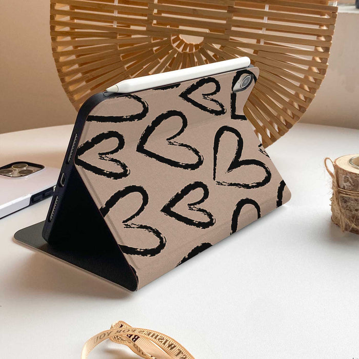 Brown&Black Hearts iPad Case