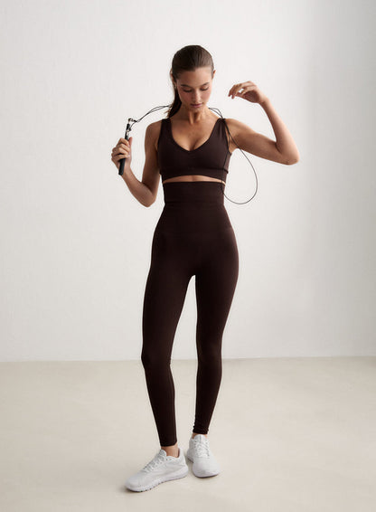 [S - 5'8"]
