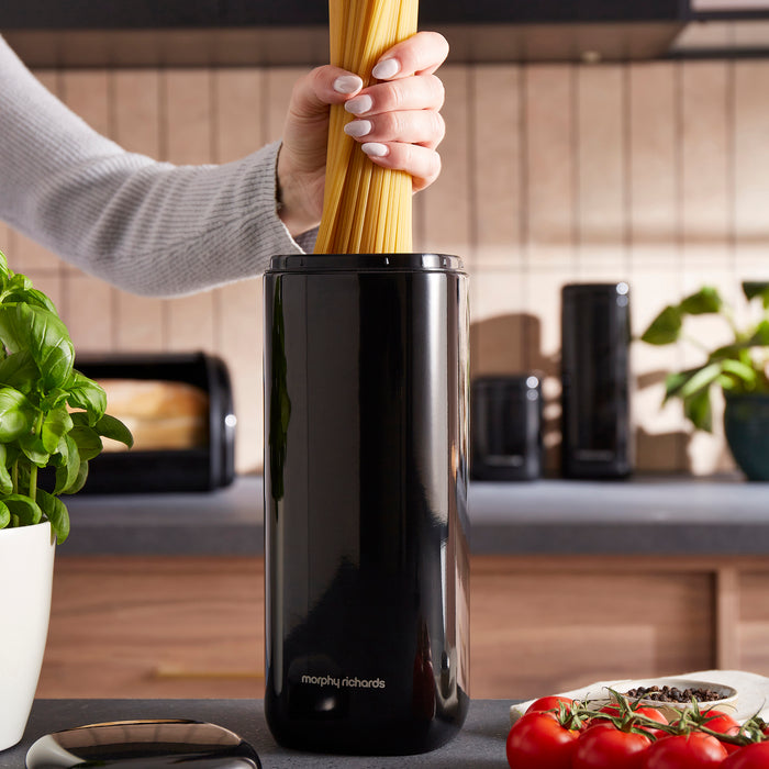 Morphy Richards cannisters om a kitchen counter