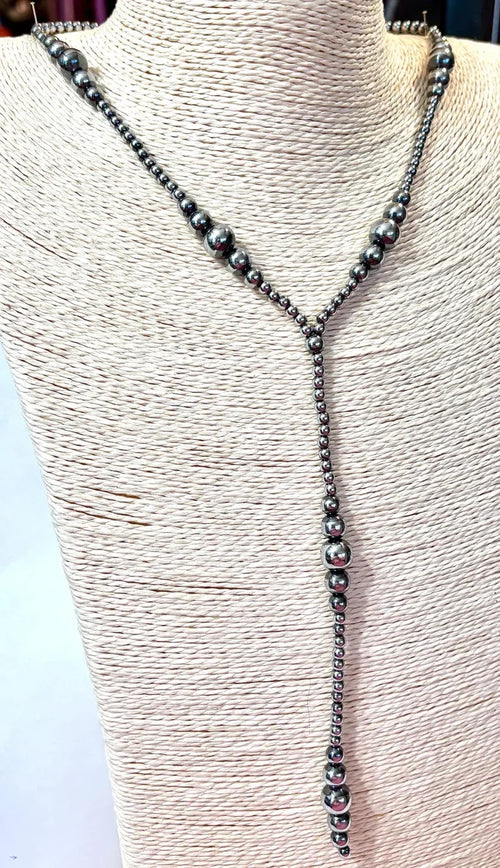 Graduated Hematite Pearl Lariat Necklace