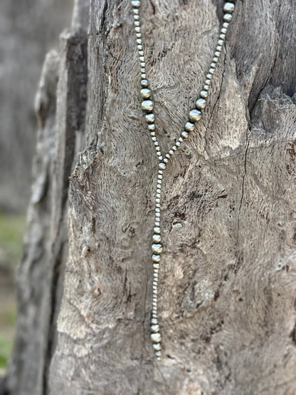 Graduated Hematite Pearl Lariat Necklace