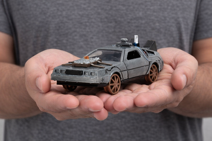 Hollywood Rides: Back To the Future 3 - 1:32 Scale Train Wheel Version Time Machine Model Car