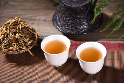 Imperial Gold Needle Yunnan Black Tea | Yunnan Sourcing Tea Shop