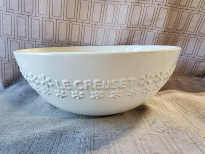 Le Creuset Cotton White Fleur Serving Bowl
