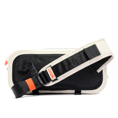 The back of the Mini Kadet in future white #color_future white