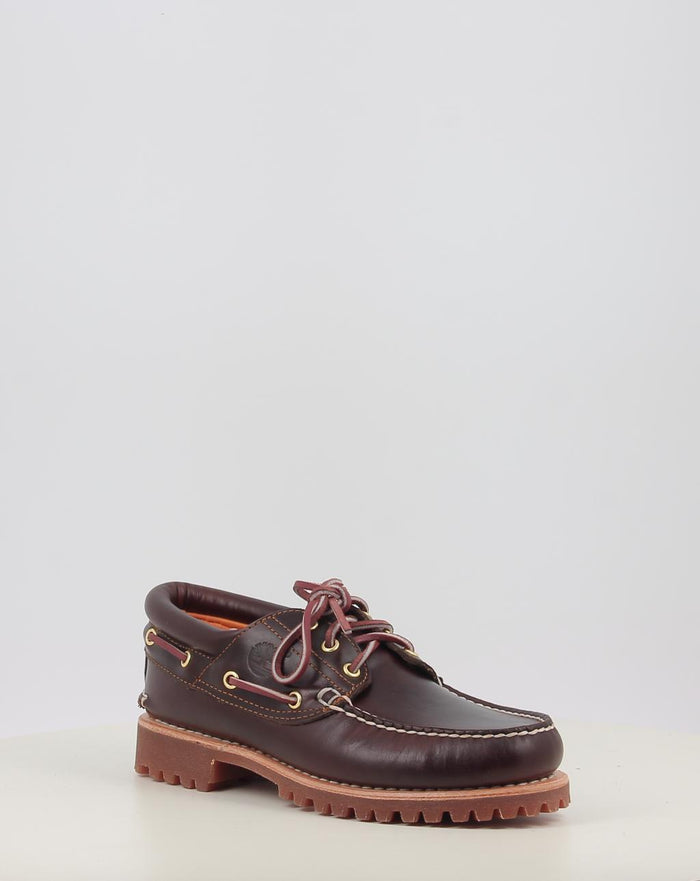 AUTHENTIC BOAT SHOE