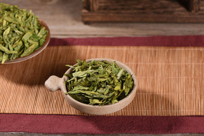 Premium Grade Dragon Well Tea From Zhejiang * Long Jing Tea | Yunnan Sourcing Tea Shop
