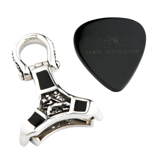 A front view of the sterling silver Rasta Lion of Judah guitar pick holder pendant.