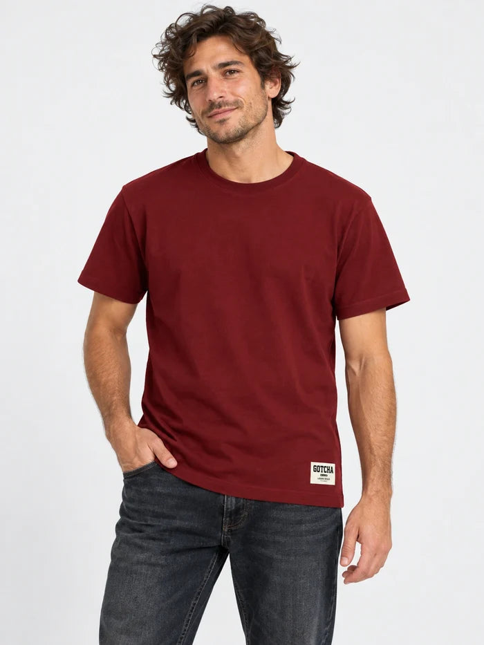 Remera Gotcha Basic Bordo — vista principal