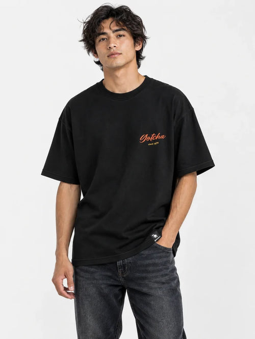 Remera Gotcha Big Fish Oversize Negro — vista principal