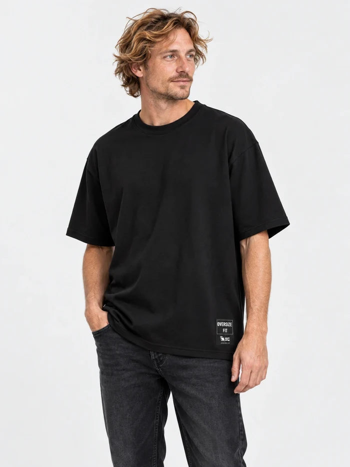 Remera Gotcha Solid Oversize Negro — vista principal