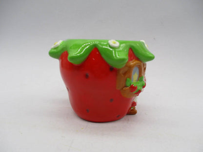 Silver Buffalo Strawberry Shortcake Cake Ceramic 3D Sculpted Mug