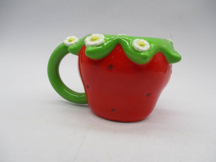 Silver Buffalo Strawberry Shortcake Cake Ceramic 3D Sculpted Mug