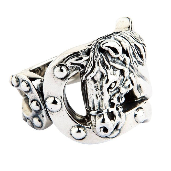 Angled close-up highlighting the textured horse mane and studded horseshoe frame of the .925 sterling silver ring.