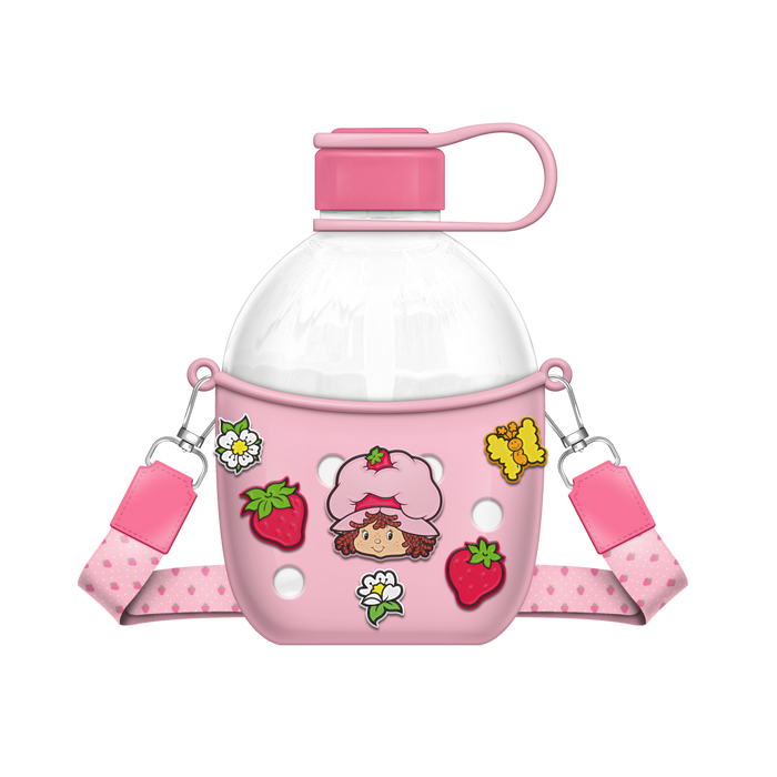 Strawberry Shortcake - 22.5oz Plastic Water Bottle w/ Charms