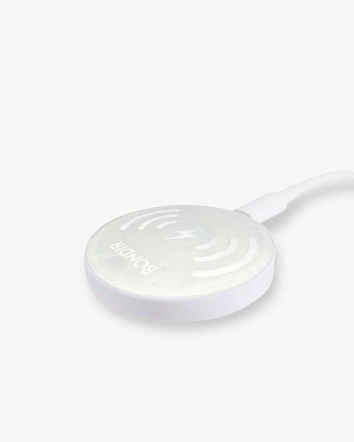 Tech Accessories - USB-A MagLink™ Wireless Charger